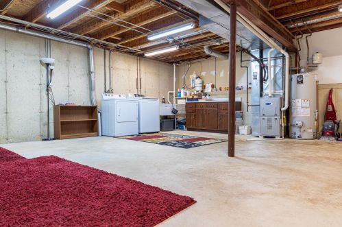 10641 Manor Dr, Dyer IN  46373-9119 exterior