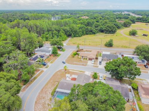 21637 Southwood Dr, Lutz FL  33549-4127 exterior