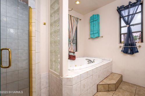 105 Castle Rock Trl, Sedona AZ 86336-6820 exterior