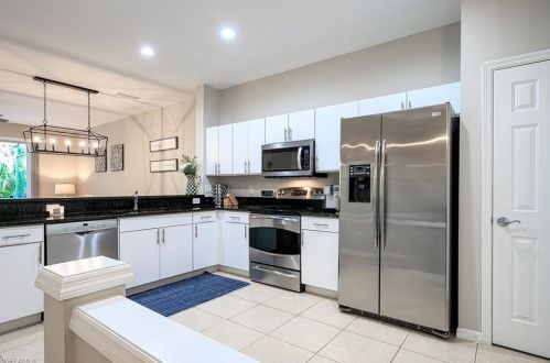 16007 Caldera Ln, Naples FL  34110-2830 exterior
