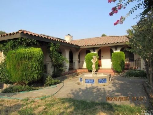 668 Pinoleville Rd, Ukiah, CA 95482-3165