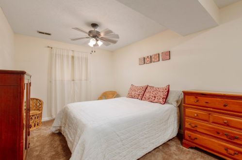 1600 Cambridge Dr, Liberty Township OH  45042 exterior