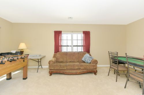 50 Pinehurst Dr, Mount Sinai NY  11766-3421 exterior