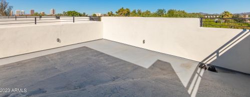3616 12 St, Phoenix AZ 85024-1762 exterior