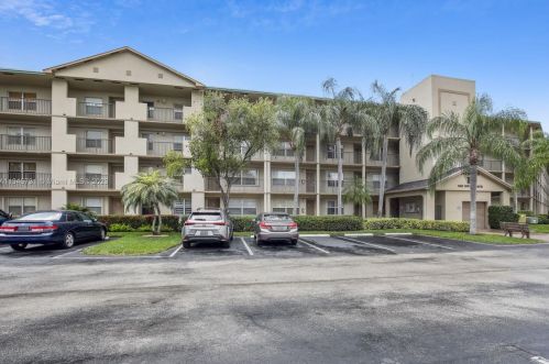 550 138th Ave, Hollywood FL  33027-1534 exterior