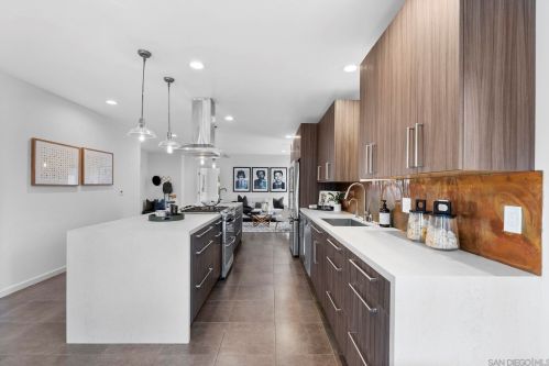 4825 Biona Dr, San Diego CA 92116-2332 exterior