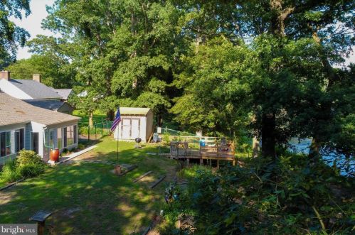 126 Lakeside Dr, Laurel DE  19956-1144 exterior