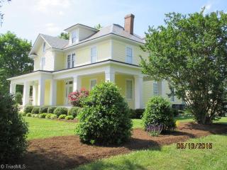 750 Morgan Rd, Eden, NC 27288-2468