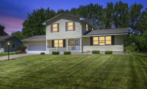 10032 Oxborough Rd, Minneapolis, MN 55437-2351