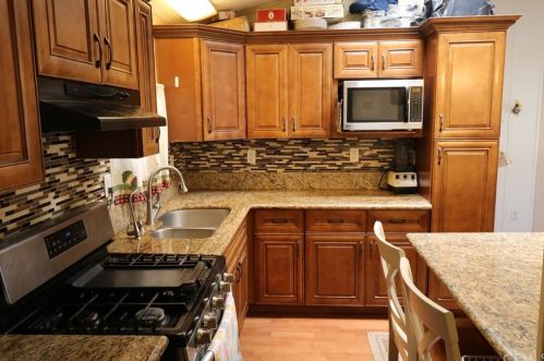 16341 Pioneer Blvd, Norwalk, CA 90650-7041