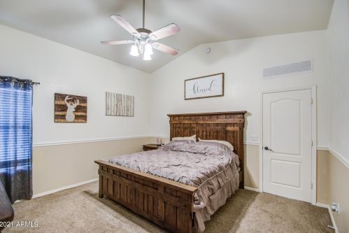 4057 Summer Ct, Gilbert AZ  85297-6602 exterior