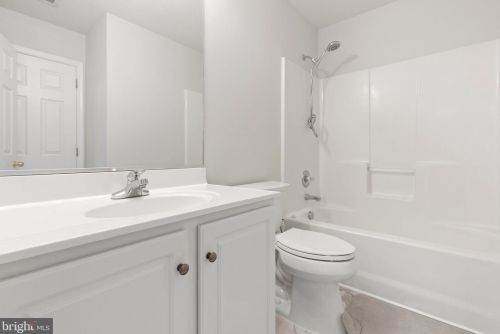 8574 Gray Fox Ln, Owens VA  22485-3572 exterior