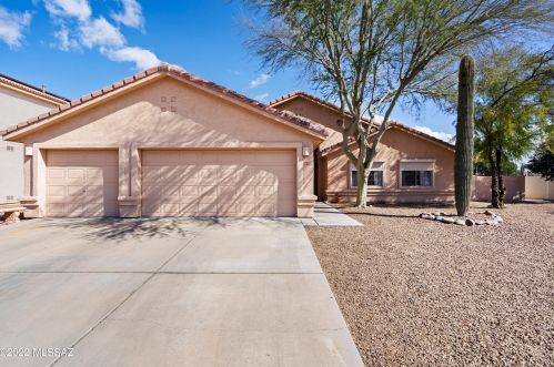 8546 Sayante Way, Tucson, AZ 85743-1405