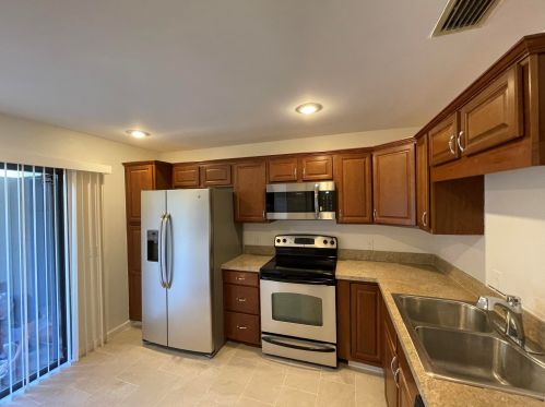 13045 Albright Ct, West Palm Beach, FL 33414-3939
