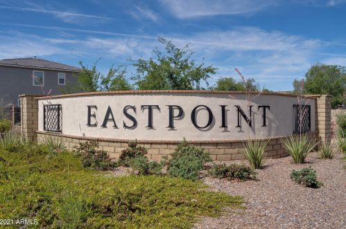 4716 Tremaine Ave, Gilbert AZ  85234 exterior