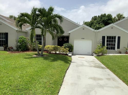 4264 Grove Park Ln, Boynton Beach, FL 33436-8805