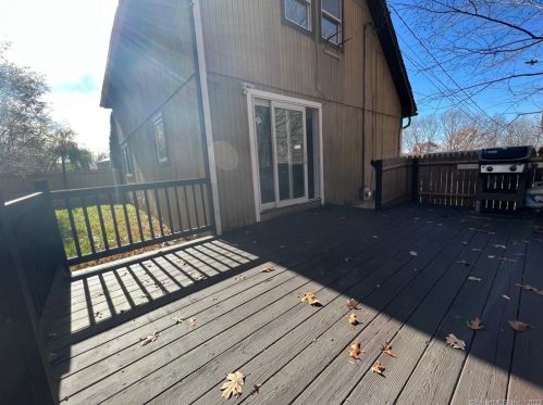 144 Kara Dr, Waterbury CT  06704-1571 exterior