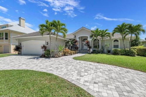 1550 Chesapeake Ave, Naples, FL 34102-0514