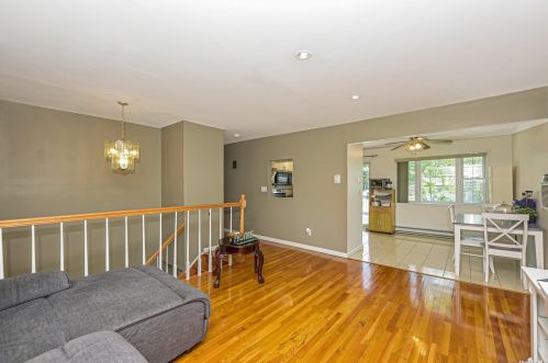 15 29th St, Wheatley Heights NY  11798-3713 exterior