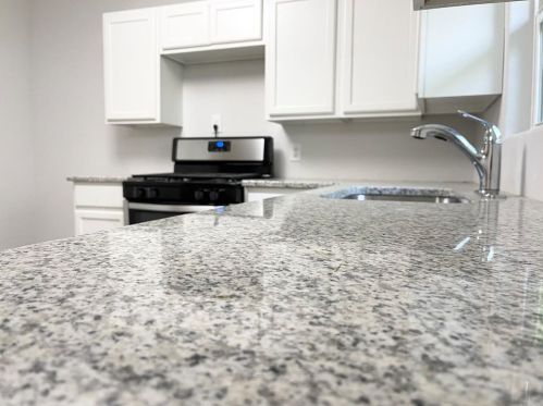 705 Main St, Greenville TX  75401-2027 exterior