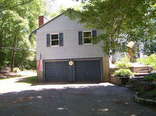 16 Spruce Cove Rd, Northwood, NH 03261-3701