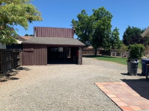 443 Hills Ferry Rd, Newman CA  95360-9701 exterior