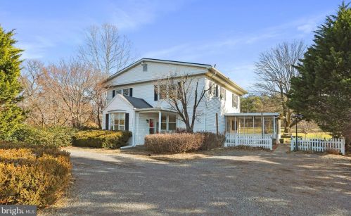 13070 Old Valley Pike, Edinburg VA  22824-3144 exterior