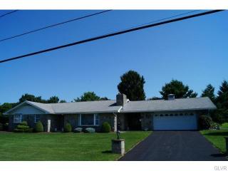 848 Bethlehem Rd, Catasauqua, PA 18032-1403