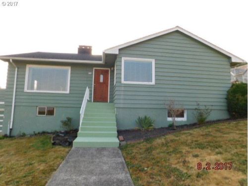 794 33rd St, Tongue Point, OR 97103-2724