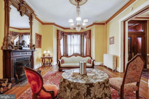 23 Logan Cir, Washington DC  20005-3761 exterior