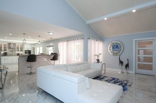 4342 17th Pl, Naples, FL 34116-5906