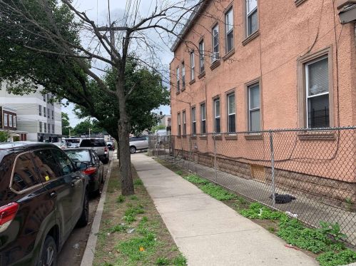 144-01 105th Ave, Jamaica NY  11419-3235 exterior