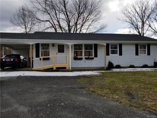 4483 Peet St, Shelby, NY 14105-9609