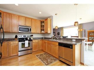 11769 Emery Village Dr, Champlin MN 55316-2489 exterior