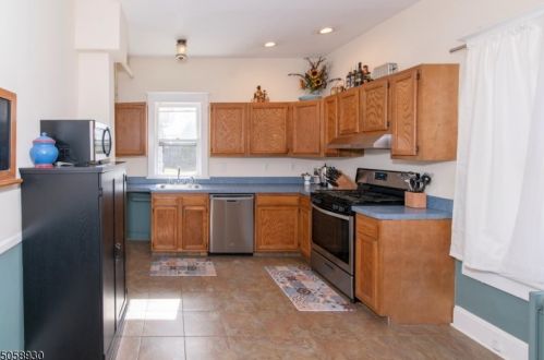 519 Grand Ave, Hackettstown NJ  07840-1119 exterior