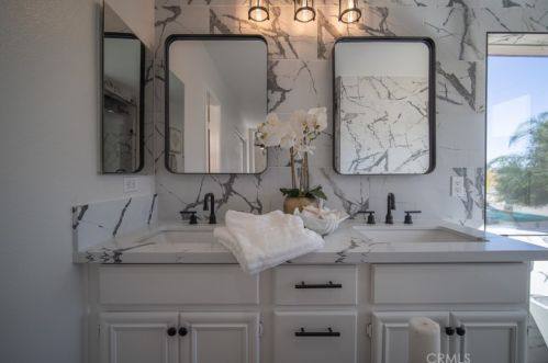 5 Ponte Sonata, Lake Elsinore CA  92532-0236 exterior