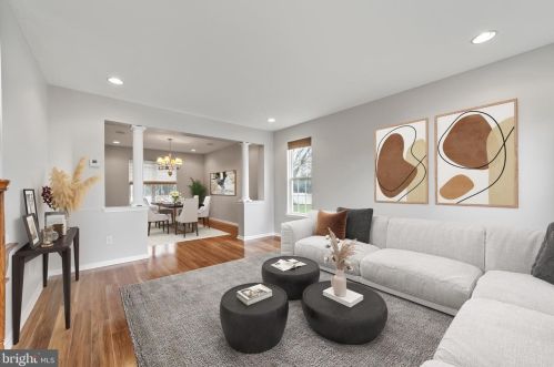 9 Brooklyn Ct, Blenheim, NJ 08012-3954