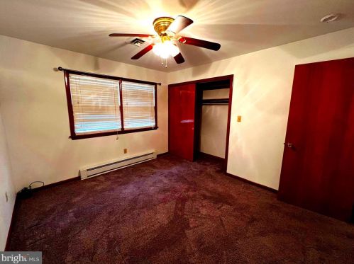 414 6th St, Laurel DE  19956-1364 exterior