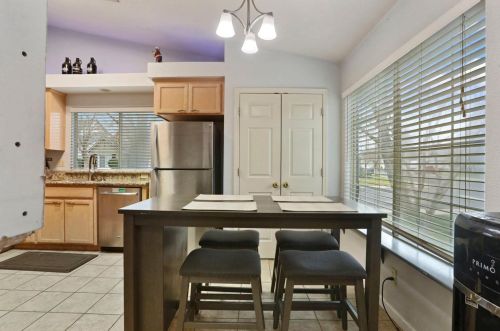 1804 Elleby Ct, Modesto CA  95355-8658 exterior