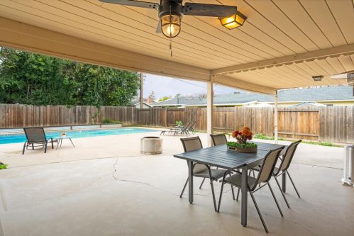 1304 California St, Woodland CA  95695-4412 exterior