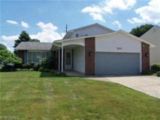 289 Crestview Dr, Elyria, OH 44035-1757