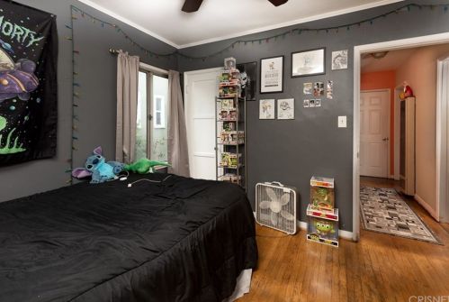 6201 Kraft Ave, North Hollywood CA  91606-4123 exterior