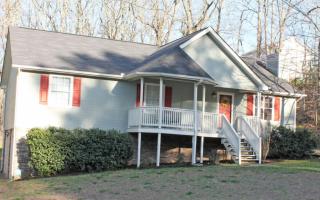 7042 Hunter Glen Dr, College Dale, TN 37363-6521
