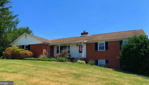 410 Hamburg Rd, Edinburg, VA 22824-3821