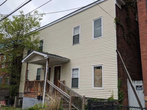 183 Mill St, Poughkeepsie, NY 12601-2218