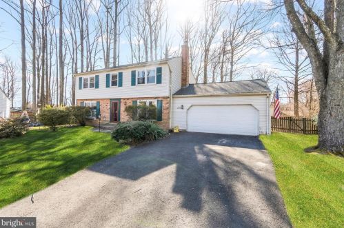 12819 Briery River Ter, Herndon, VA 20170-2804