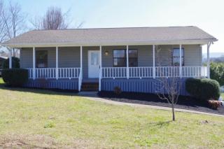 1416 Blue Forest Ln, Maryville, TN 37803-2970
