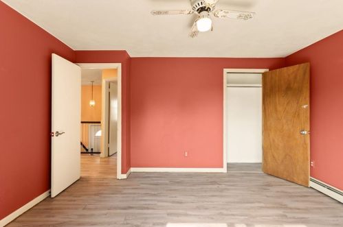 305 Minerva Ave, Cumberland RI  02864-7543 exterior