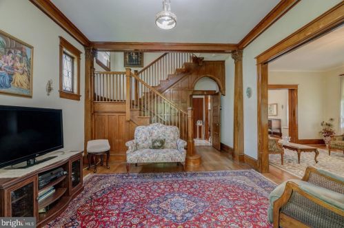 3427 Wisconsin Ave, Washington DC 20016-2154 exterior