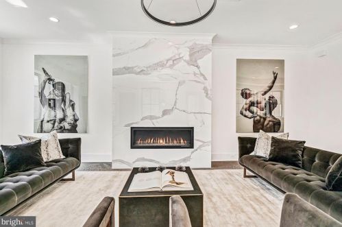 17 Frederick Douglass Ct, Washington, DC 20002-5914